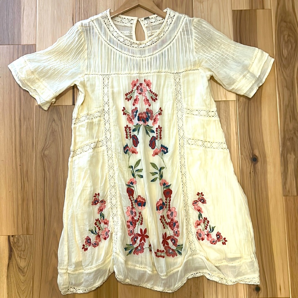 Free People Dress, cream with embroidery, size Medium